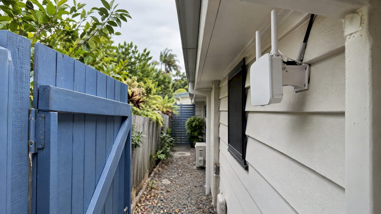 Perimeter WiFi Coverage: Planning Reliable Signal Outdoors